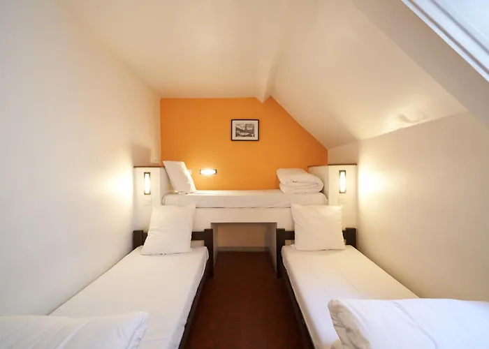 Mije Marais Hostel *