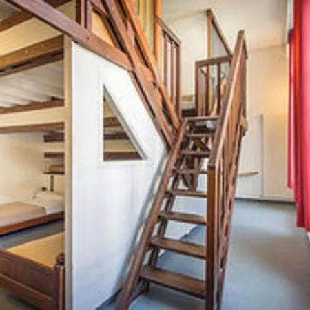 Mije Marais Hostel