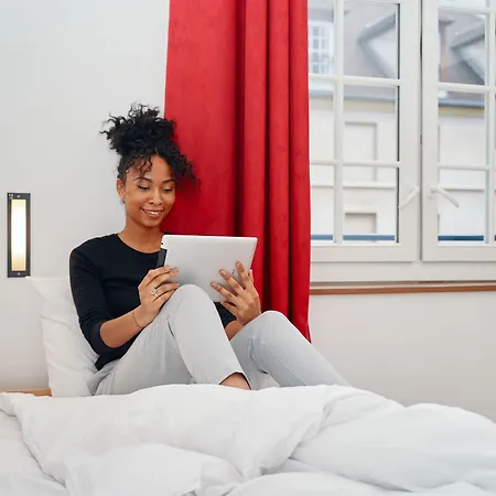 Mije Marais Хостел *