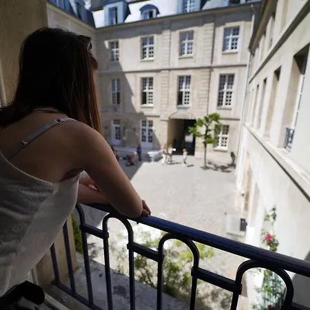 Хостел Mije Marais